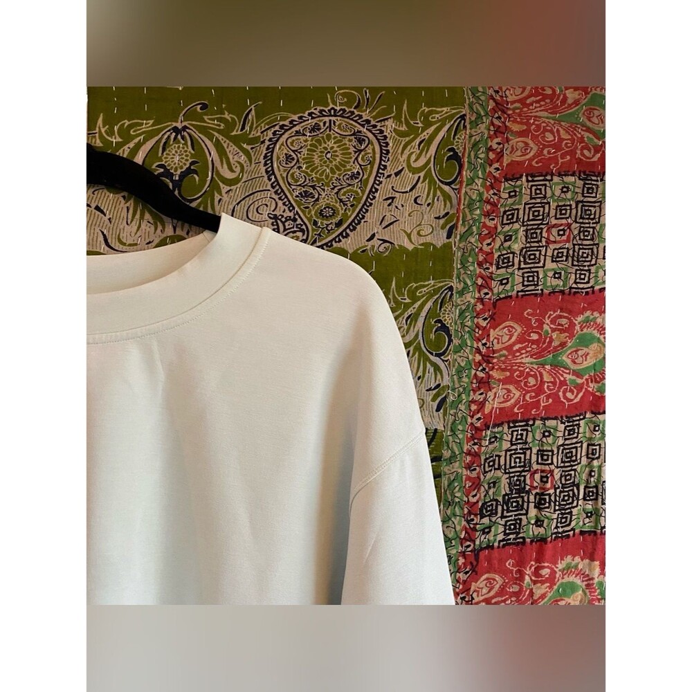 Lululemon Creamy Mint Softstreme Perfectly Oversized Cropped Crew Size 4 - Picture 4 of 15